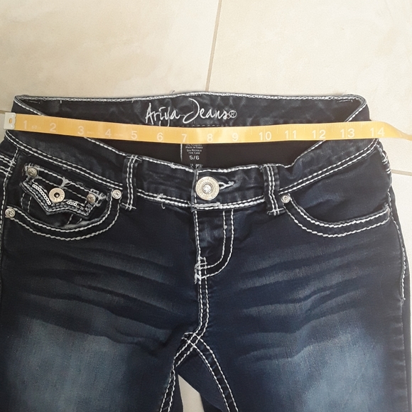 Ariya Jeans size 5/6 - Picture 9 of 10